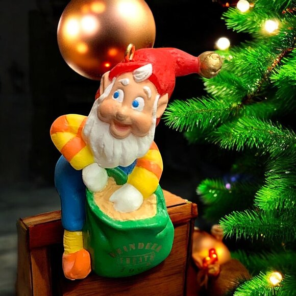 Hallmark Rudolph's Helper, Miniature Keepsake Christmas Ornament From 1996 - Picture 1 of 9